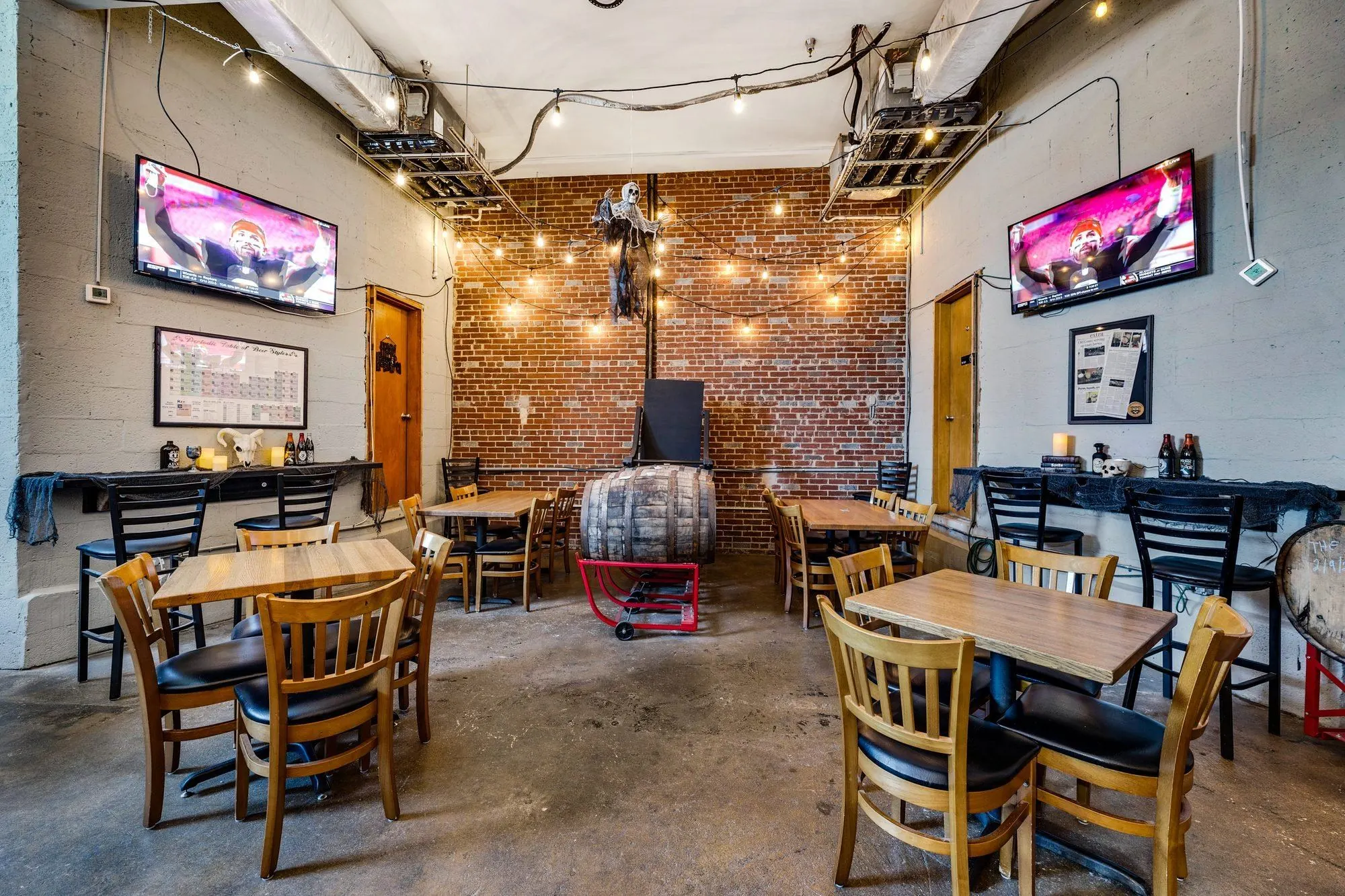 Big Lick Brewing Co. downstairs